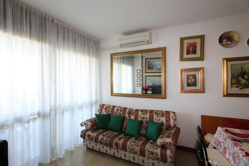 Appartamenti Solarium Бибионе Екстериор снимка