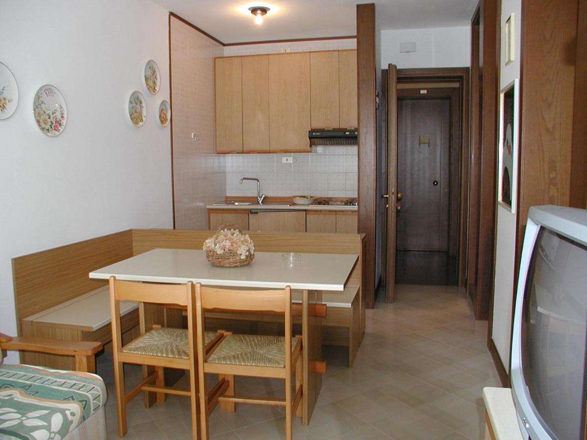 Appartamenti Solarium Бибионе Екстериор снимка