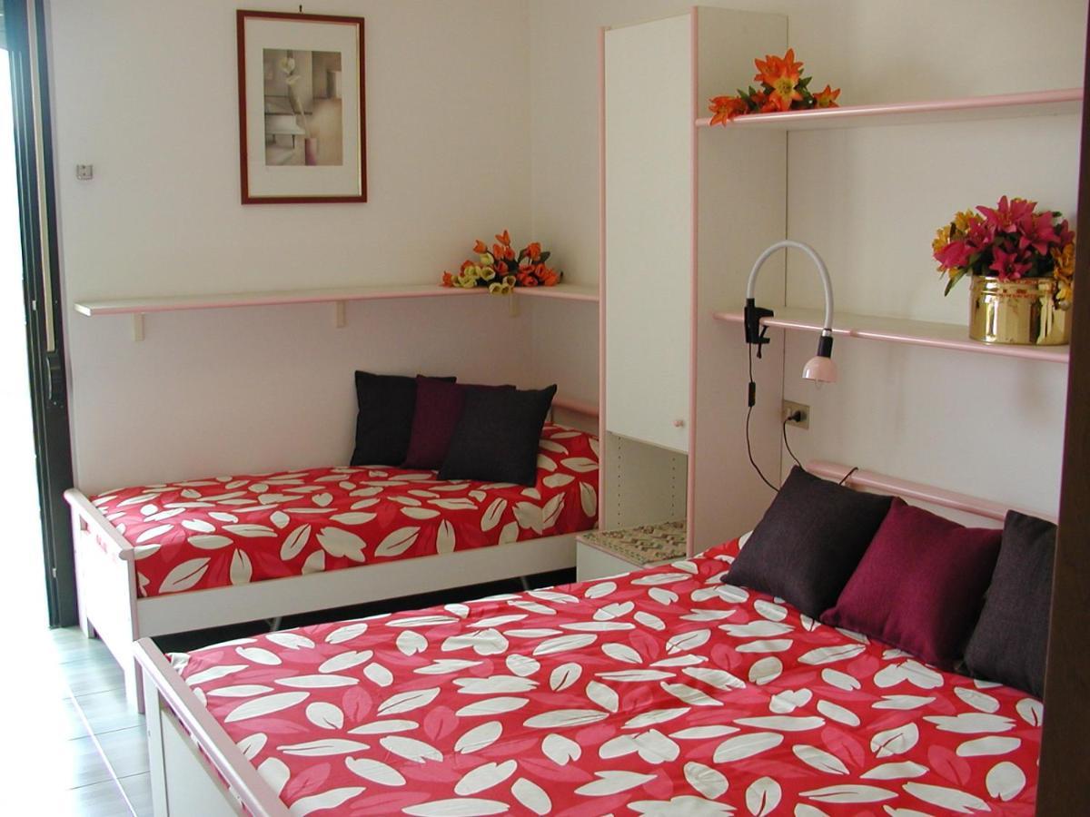Appartamenti Solarium Бибионе Екстериор снимка